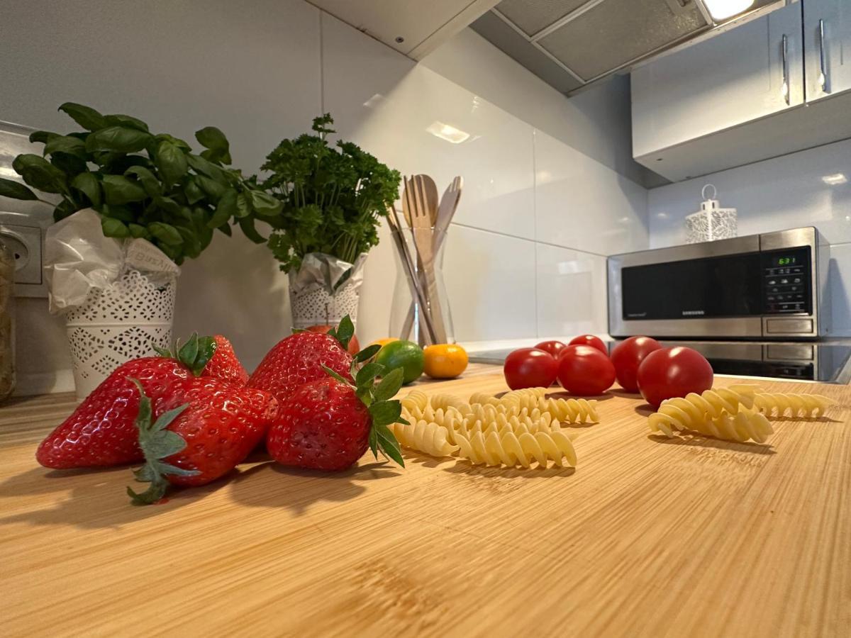 Apartament Wroclawia Экстерьер фото