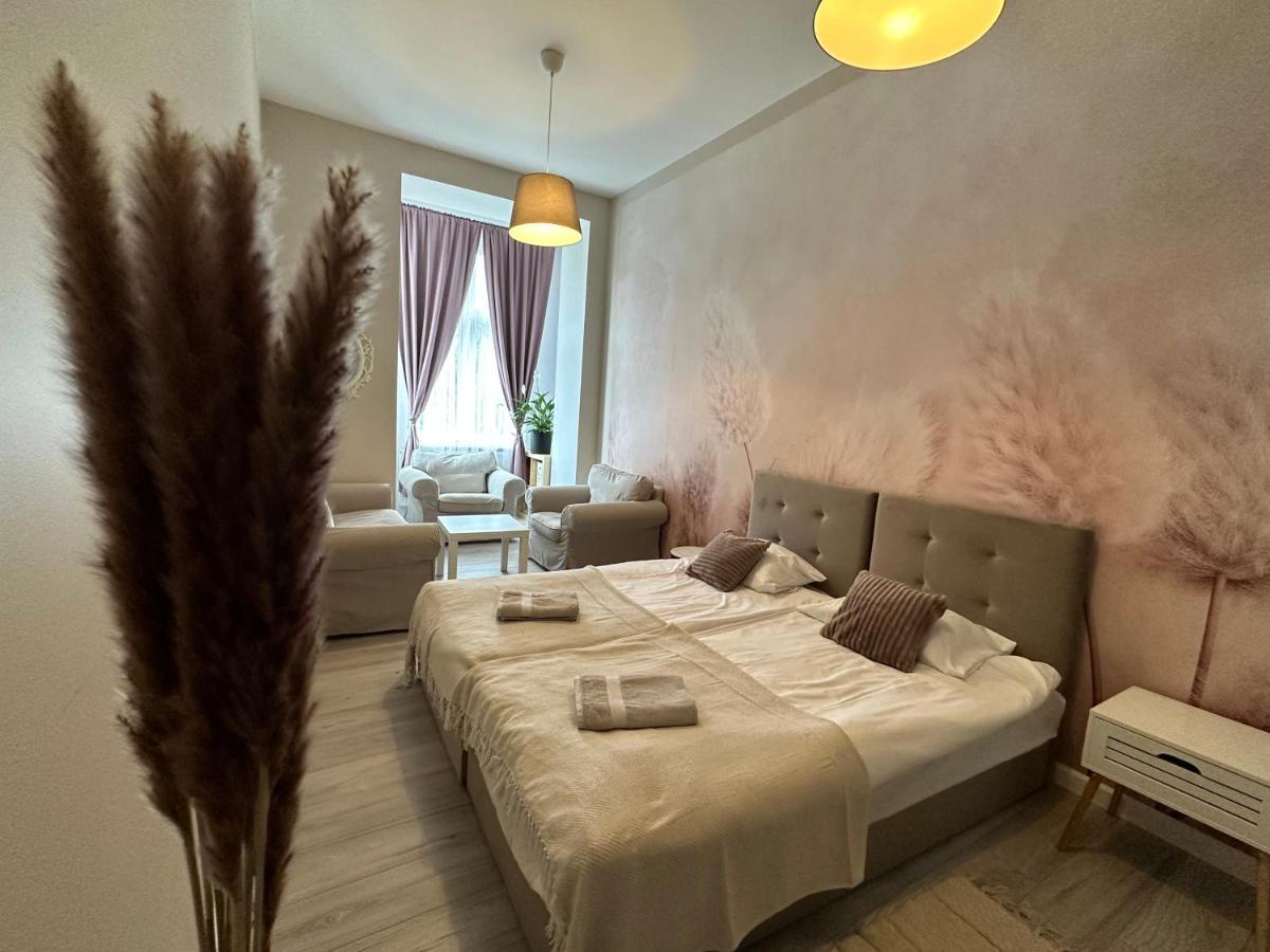 Apartament Wroclawia Экстерьер фото