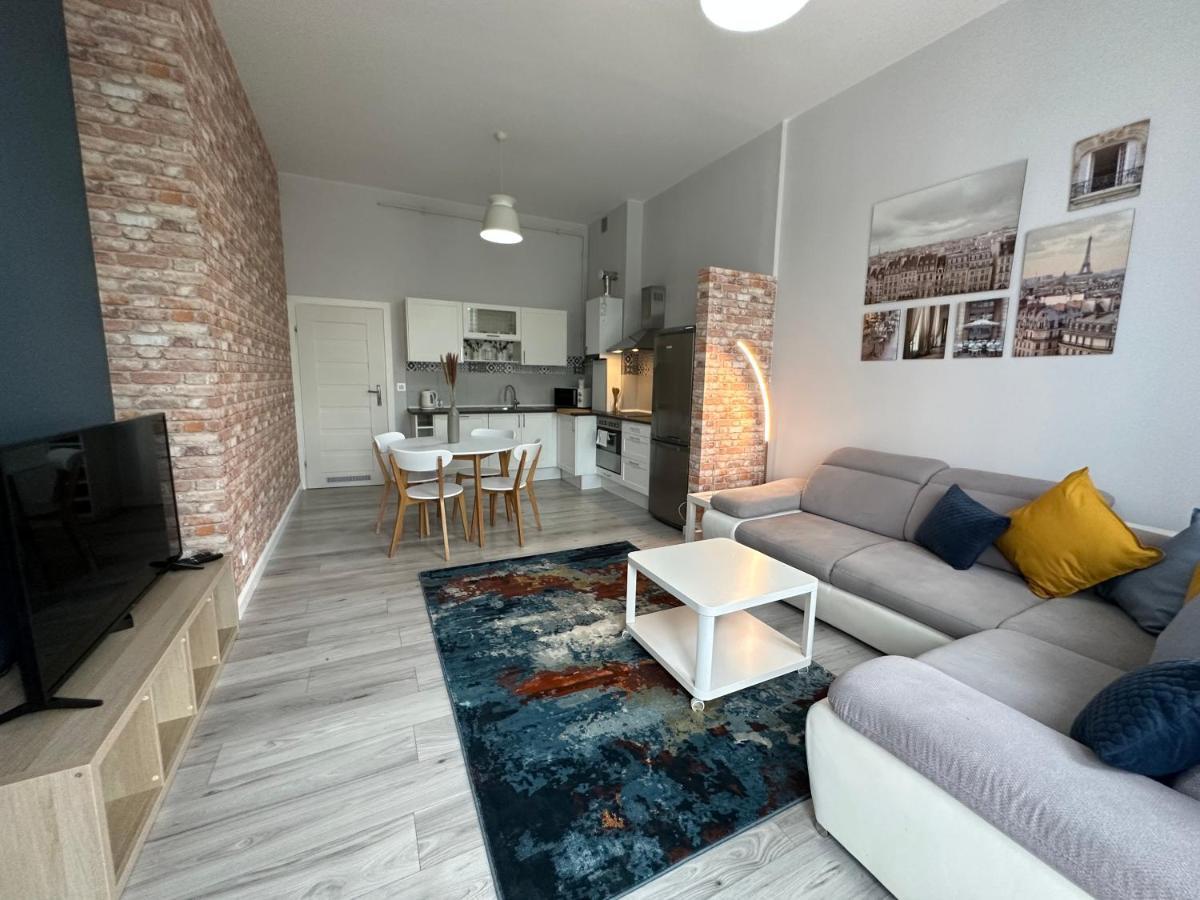 Apartament Wroclawia Экстерьер фото