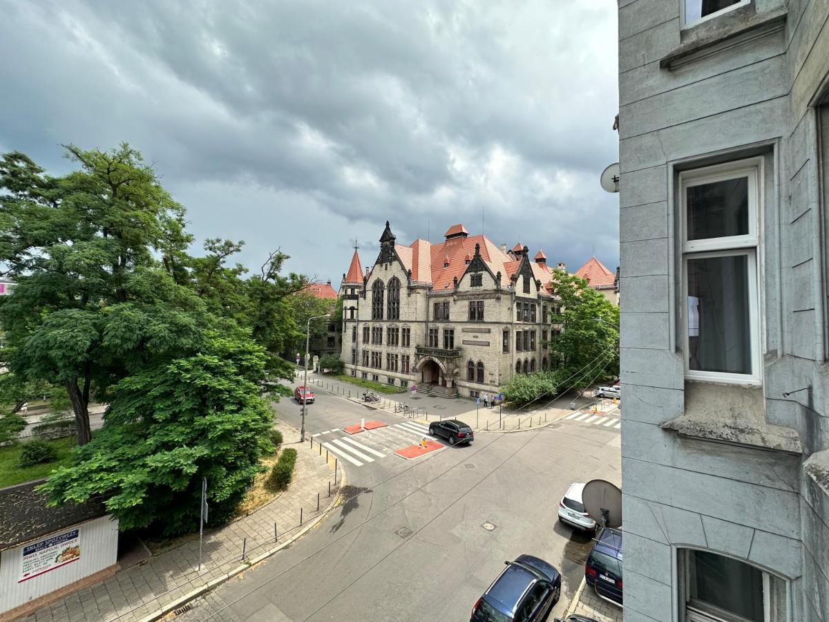 Apartament Wroclawia Экстерьер фото