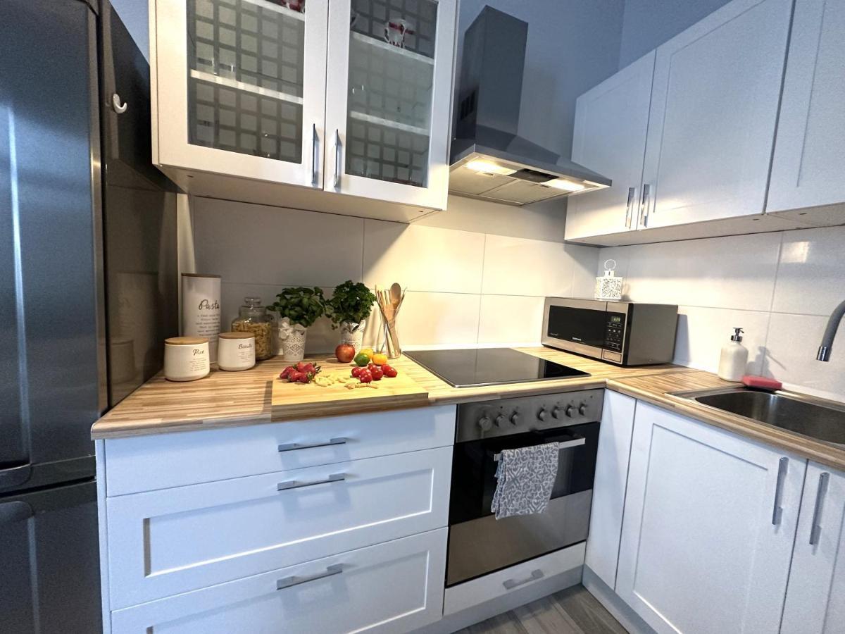 Apartament Wroclawia Экстерьер фото