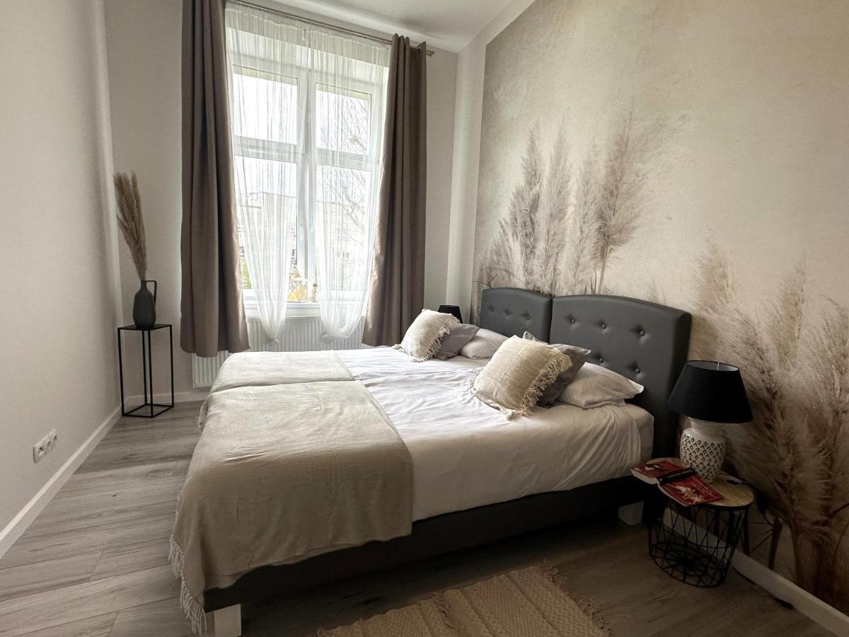 Apartament Wroclawia Экстерьер фото