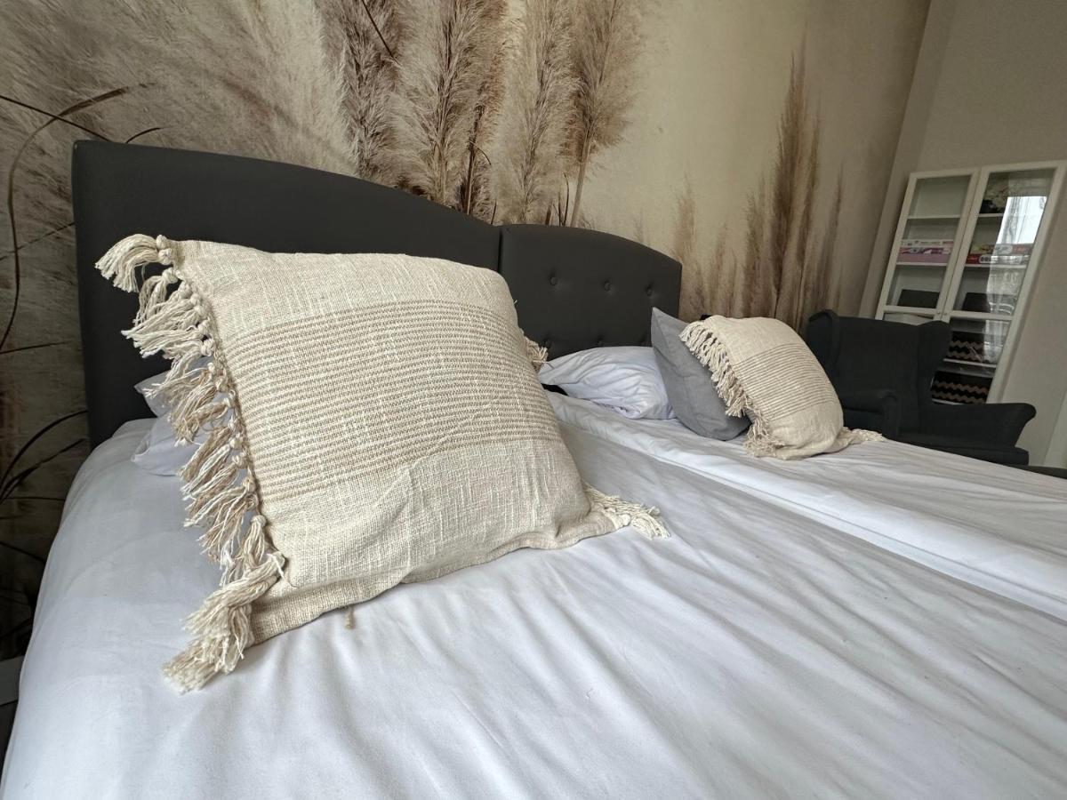 Apartament Wroclawia Экстерьер фото