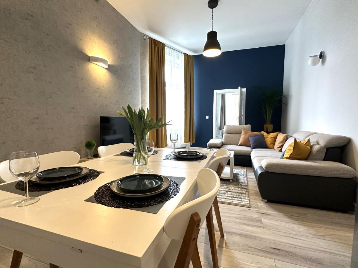 Apartament Wroclawia Экстерьер фото
