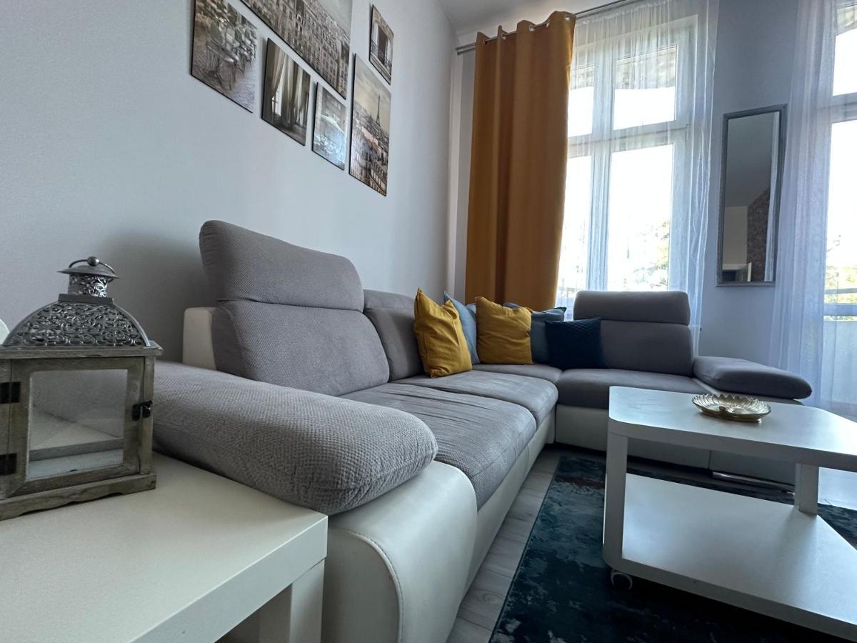 Apartament Wroclawia Экстерьер фото